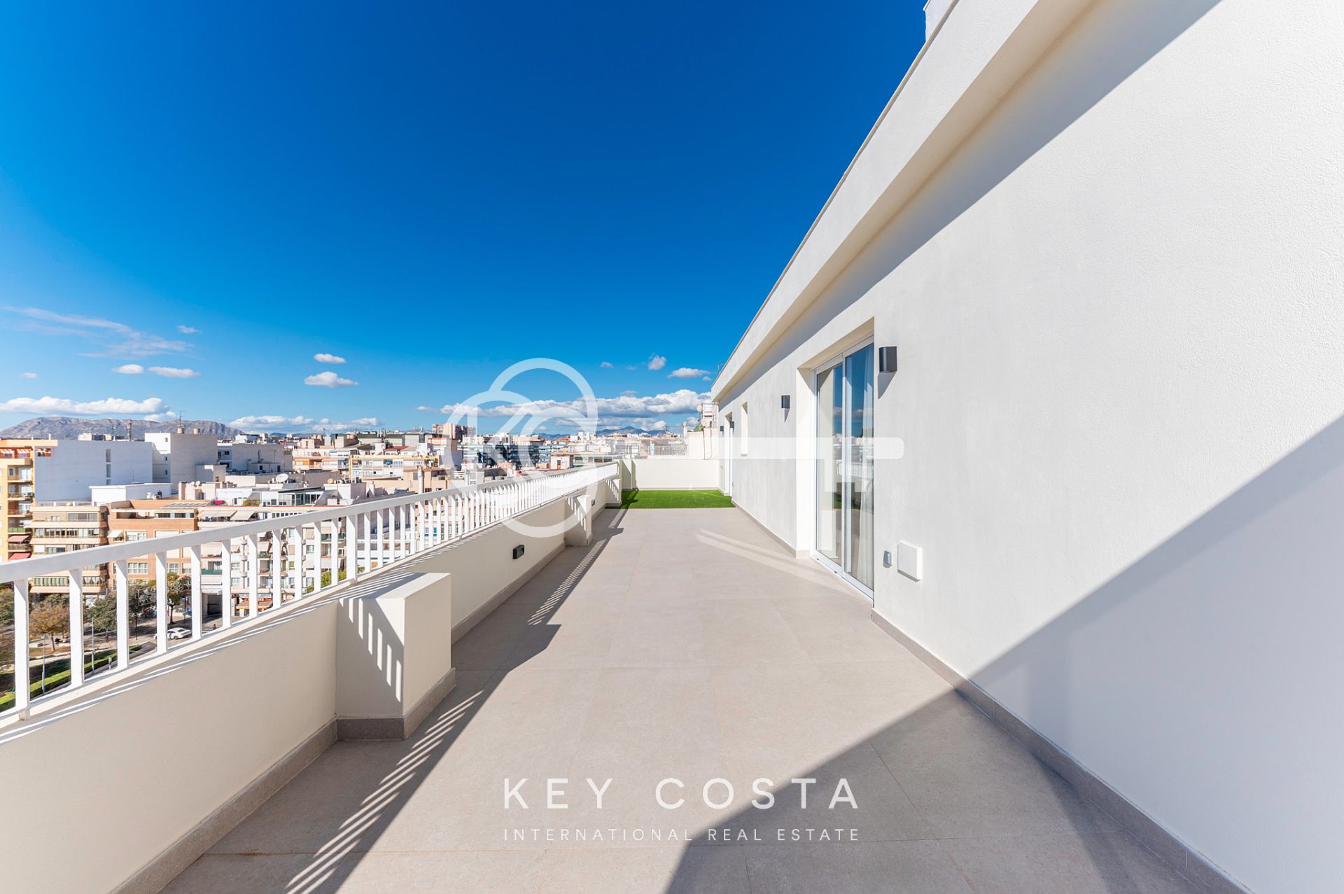 Terrace of Attic to rent in Alicante / Alacant  with Air Conditioner, Heating and Terrace