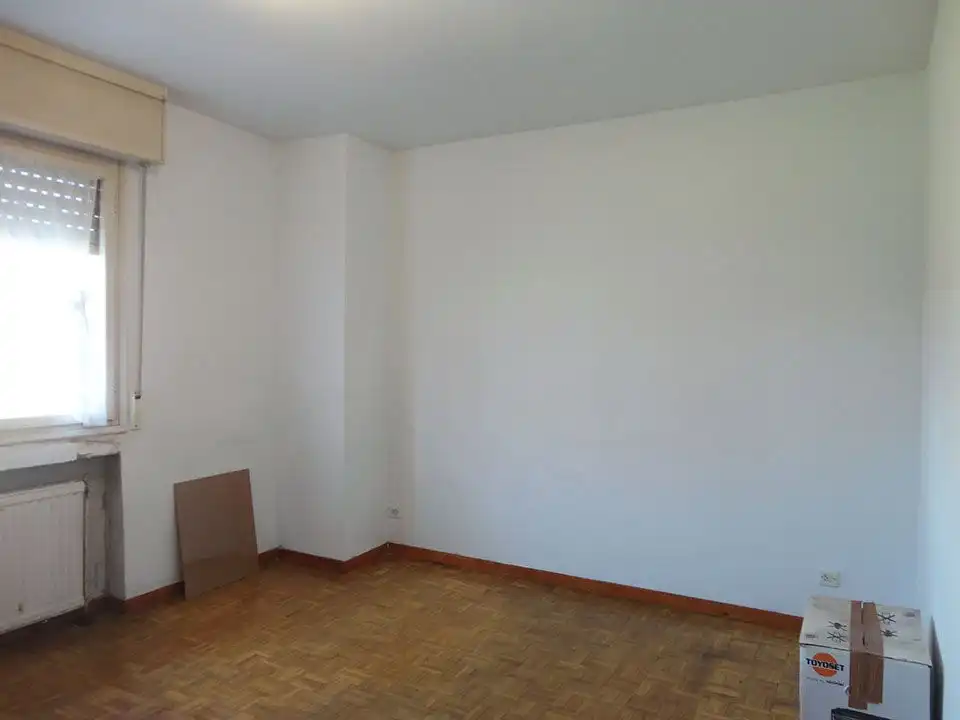 Habitación de Casa o chalet en venta en Salas de los Infantes con Calefacción y Jardín privado