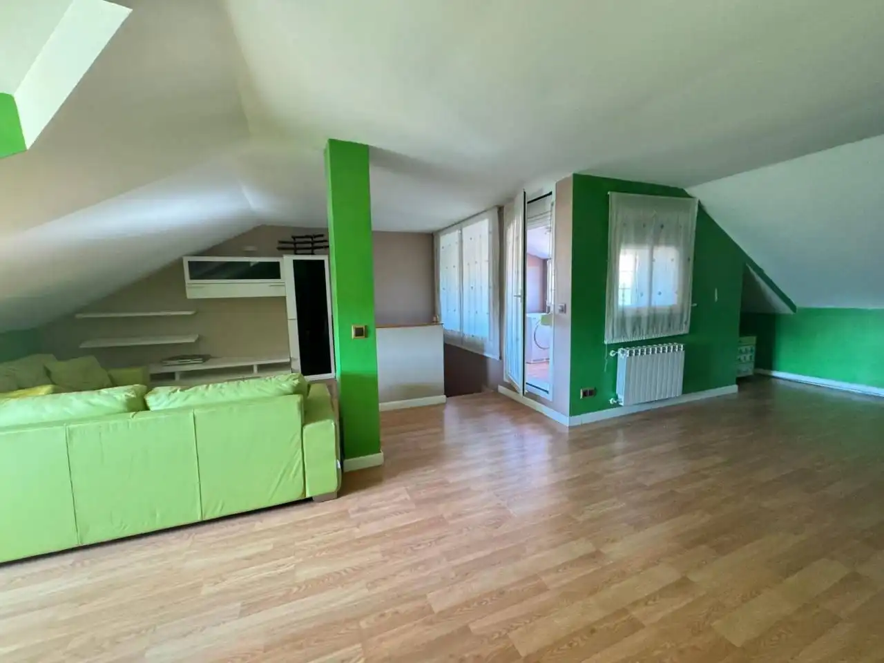 Living room of Houses for rent in Alcalá de Henares  with Air Conditioner, Heating and Private garden