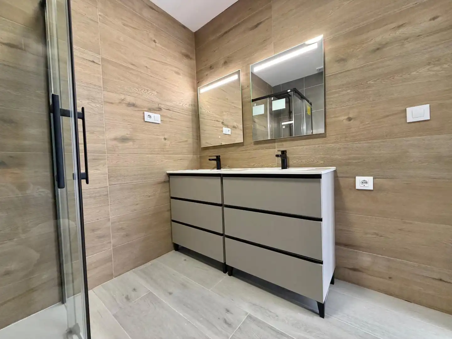 Badezimmer von Wohnung zum Verkauf in Seseña mit Klimaanlage, Heizung und Alarm