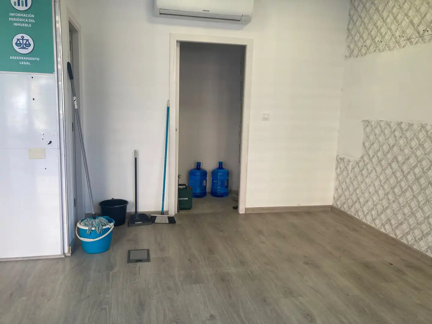 Büro zur Miete in Zaragoza mit Klimaanlage und Heizung