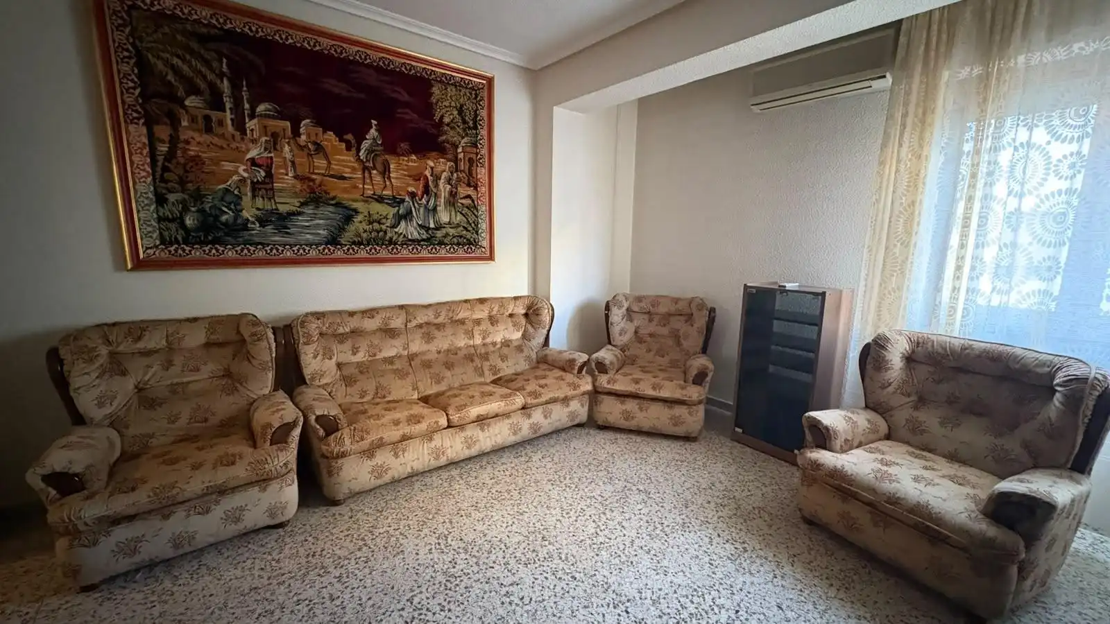 Wohnzimmer von Wohnung zur Miete in Elda mit Klimaanlage, Möbliert und Balkon