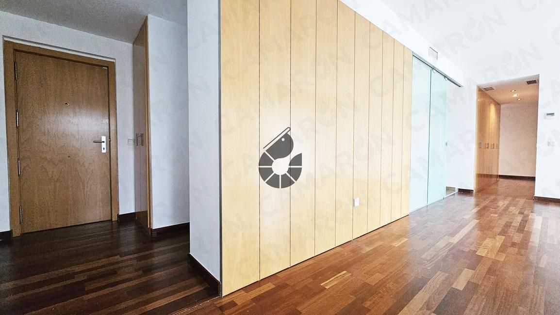 Flat for sale in Mairena del Aljarafe  with Air Conditioner, Storage room and Community pool