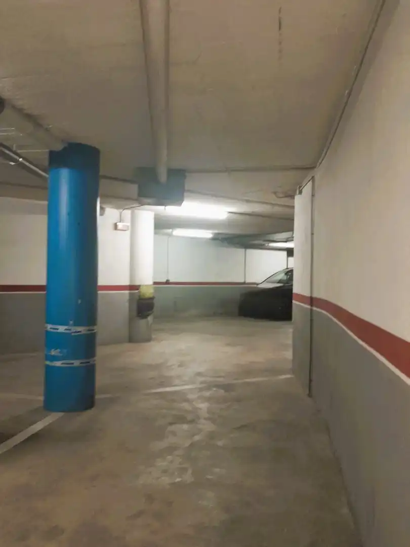 Einzelparkplatz mit Aufzug zum Verkauf in Sant Andreu, imagen 2