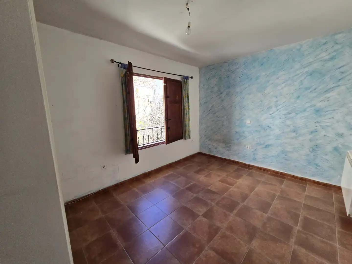 Habitación de Casa adosada en venta en Olmeda de las Fuentes con Calefacción