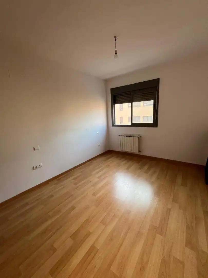 Bedroom of Flat for sale in Arganda del Rey  with Heating, Parquet flooring and Storage room