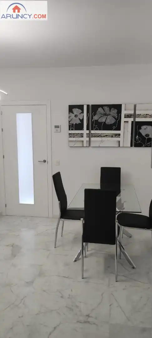 Comedor de Piso de alquiler en Montequinto con Aire acondicionado, Calefacción y Jardín privado
