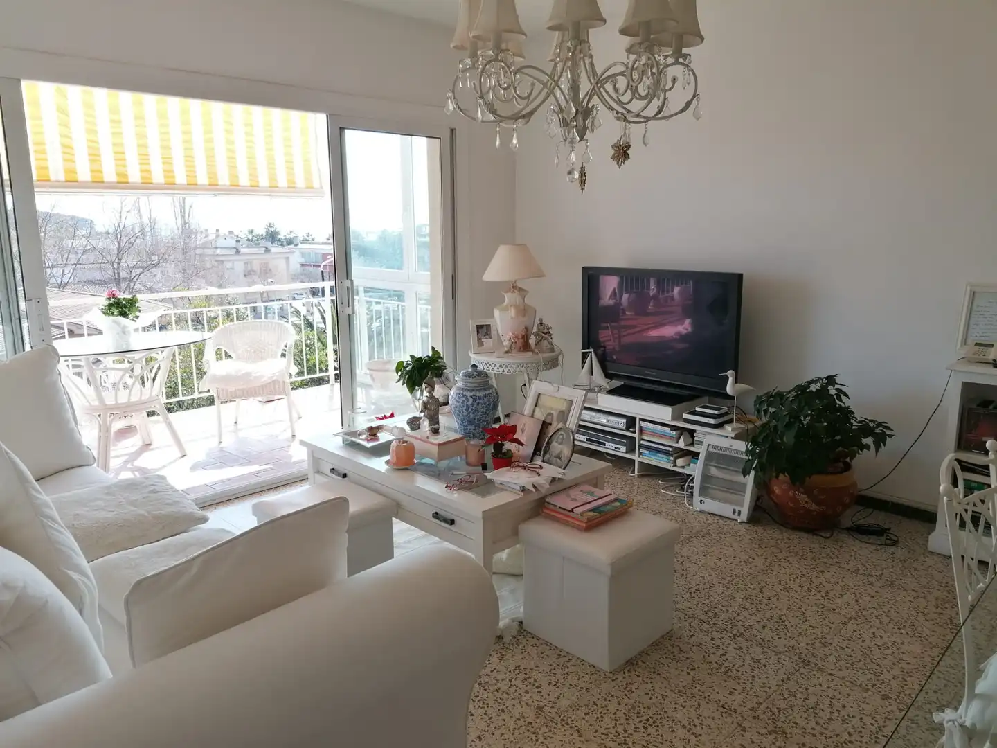 Wohnzimmer von Wohnungen zum Verkauf in Castell d'Aro, Platja d'Aro i s'Agaró mit Klimaanlage, Heizung und Terrasse