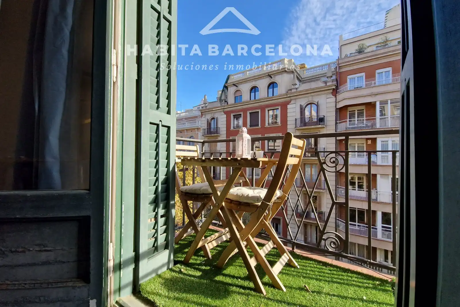Exterior view of Flat for rent in Barcelona  with Air Conditioner, Heating and Parquet flooring
