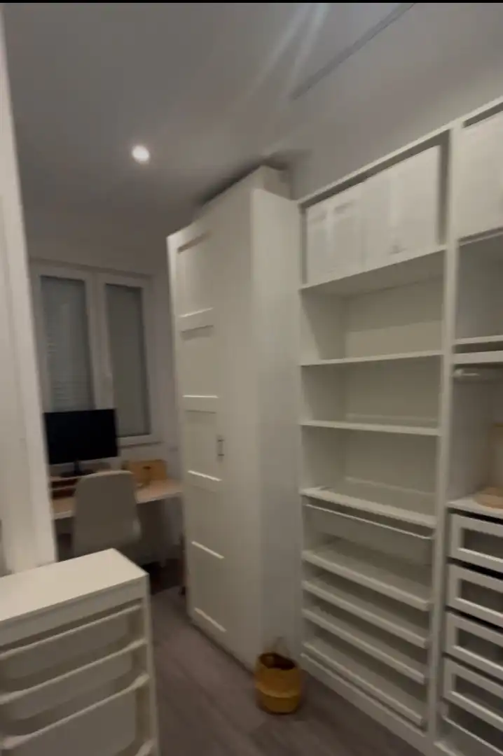 Schlafzimmer von Wohnung zur Miete in Madrid mit Klimaanlage, Heizung und Möbliert