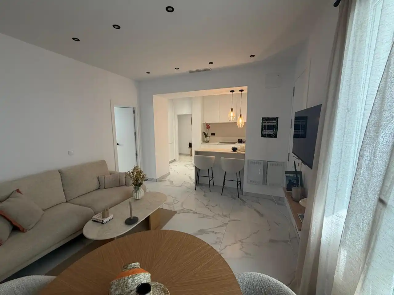 Living room of Flat for rent in Cádiz  with Air Conditioner, Furnished and Pets allowed