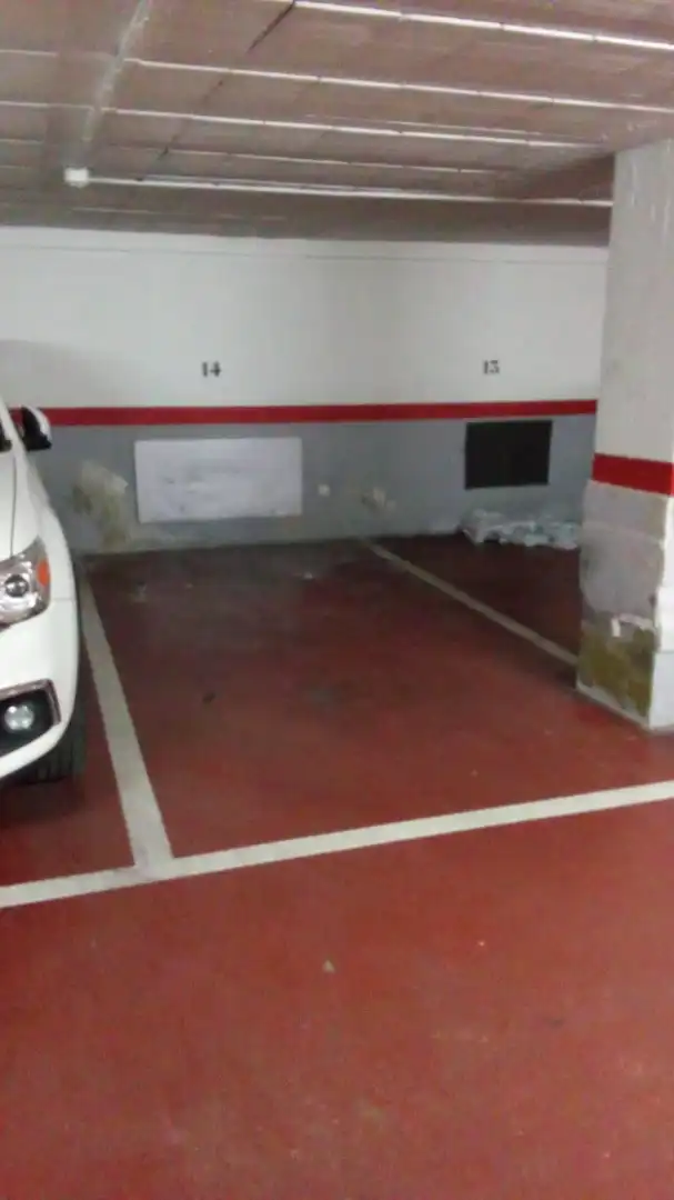 Garaje de alquiler en Corbera de Llobregat