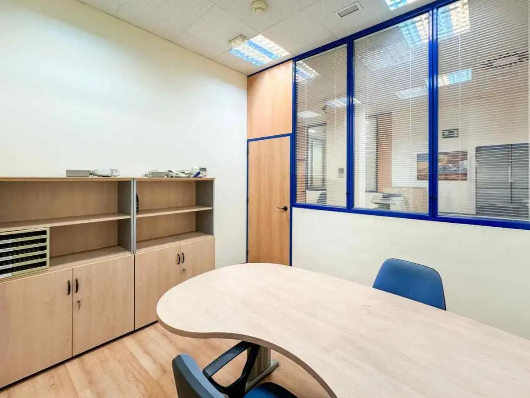 Bureau avec ascenseur à vendre à Calle de Isabel Colbrand, imagen 55