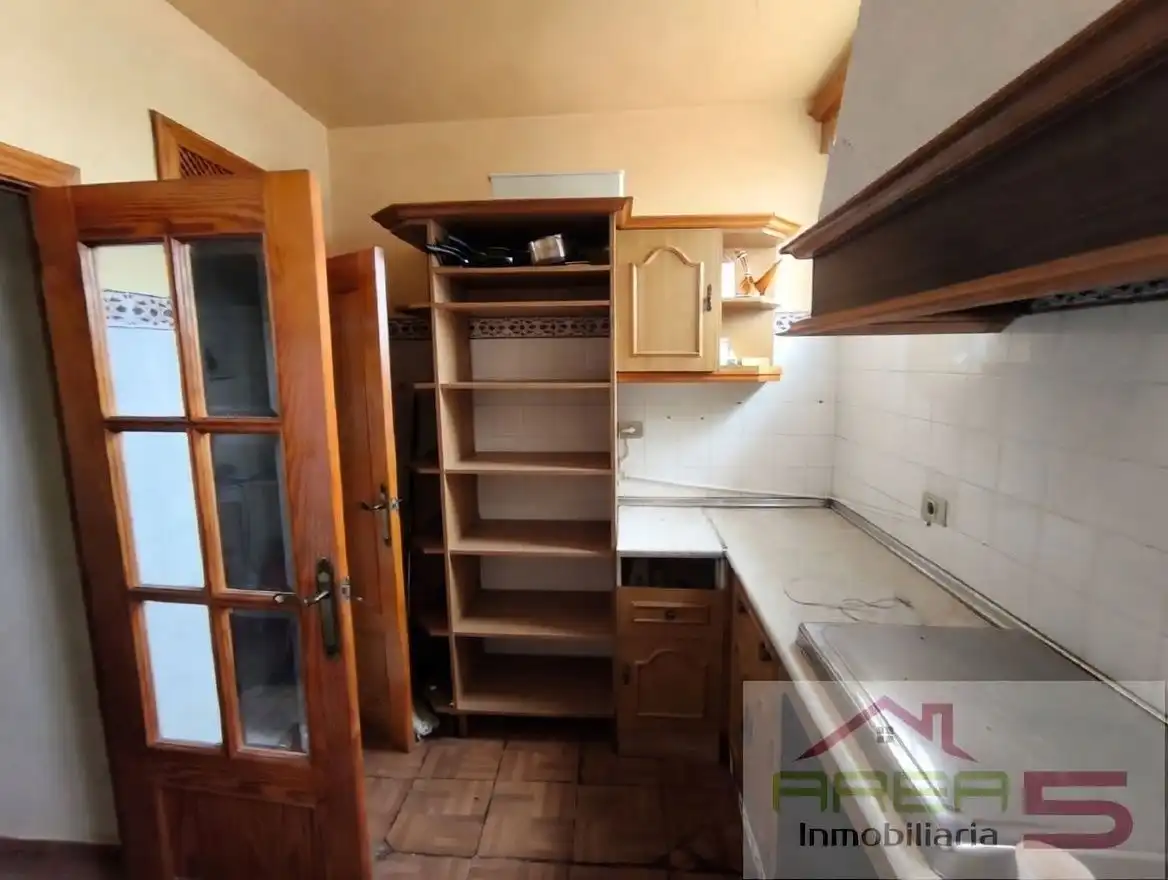 Kitchen of Flat for sale in Zafra  with Terrace