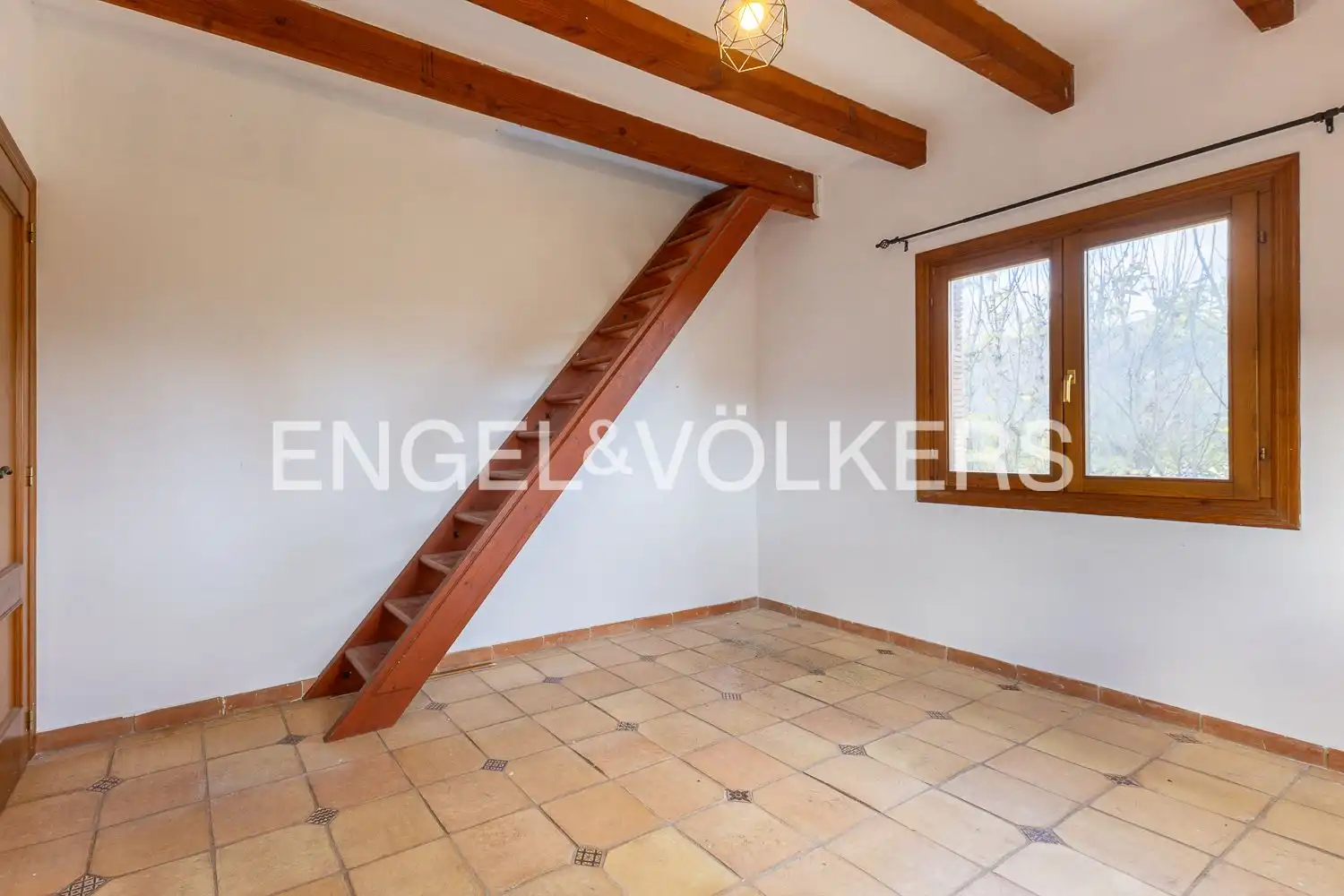 Houses for sale in Orba  with Air Conditioner, Heating and Private garden