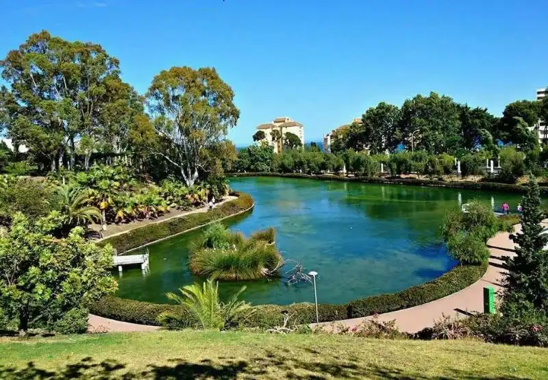 Jardí de Pis en venda en Benalmádena amb Aire condicionat, Parquet i Terrassa