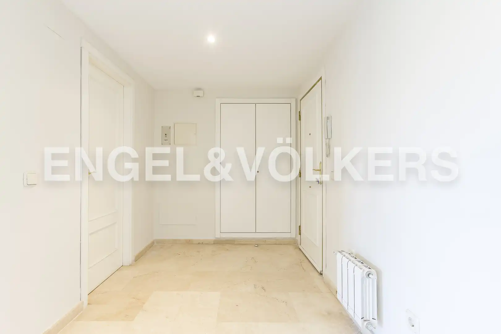 Flat for rent in Madrid  with Air Conditioner, Heating and Parquet flooring
