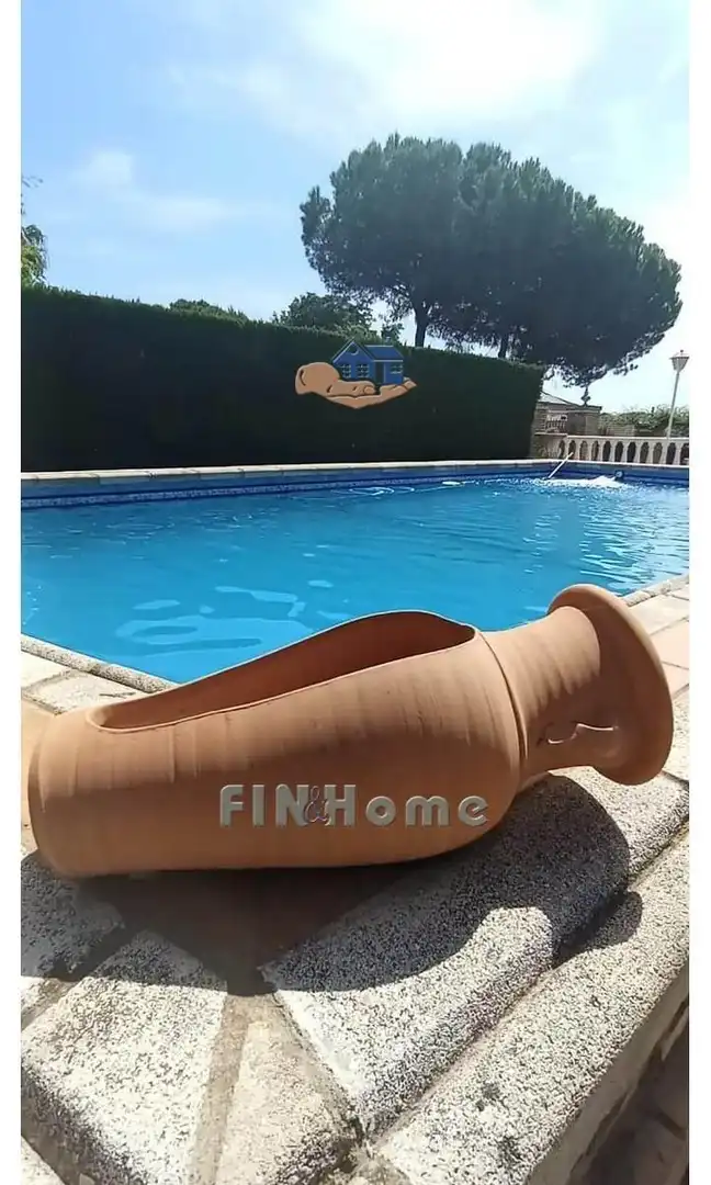 Piscina de Casa o chalet en venta en Gerena con Aire acondicionado, Jardín privado y Trastero