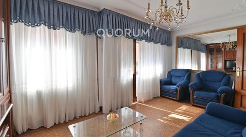 Foto 2 de Piso en venta en San Miguel, Basauri