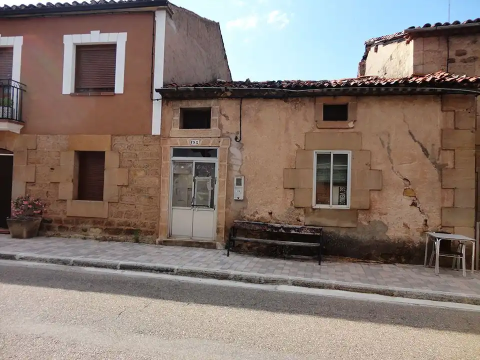 Vista exterior de Casa o chalet en venta en Vilviestre del Pinar