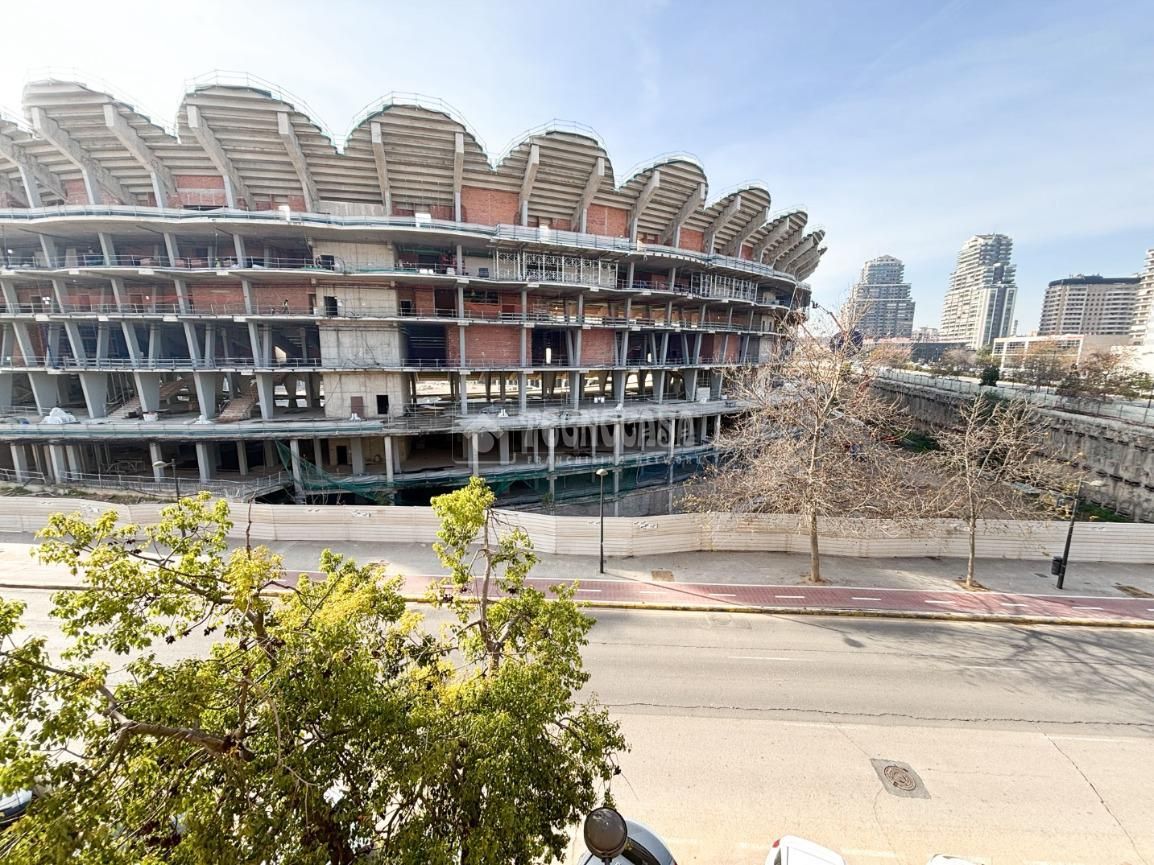 Exterior view of Flat for sale in  Valencia Capital