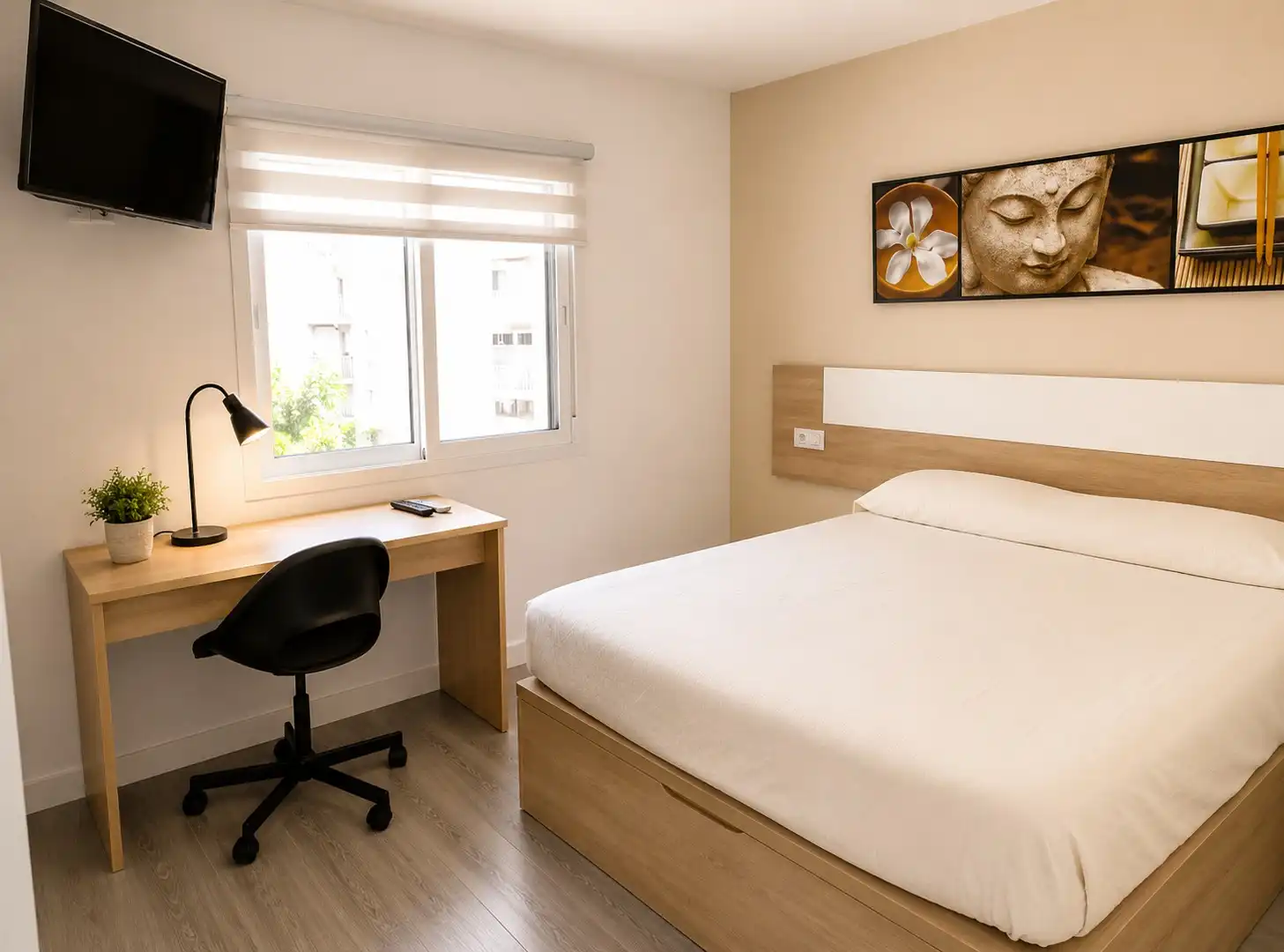 Habitación de Piso de alquiler en Valencia con Aire acondicionado, Parquet y Amueblado