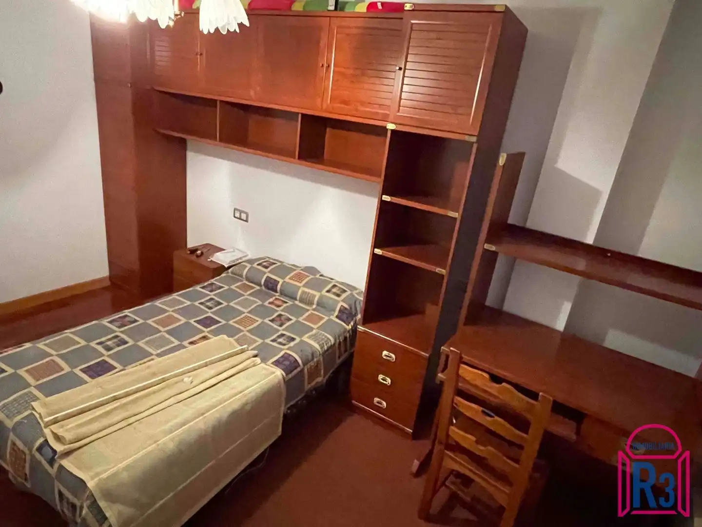 Bedroom of Flat for rent in Villaquilambre  with Heating, Terrace and Furnished