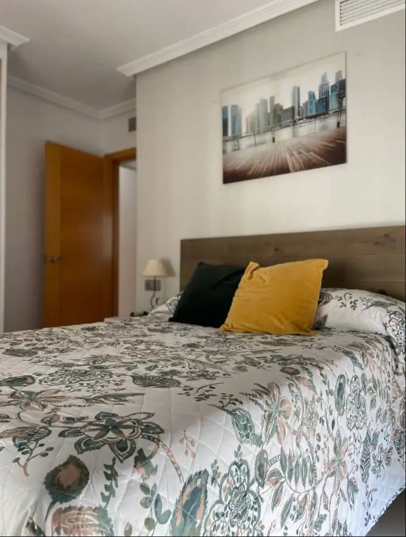Habitación de Apartamento en venta en Benidorm con Aire acondicionado, Terraza y Amueblado