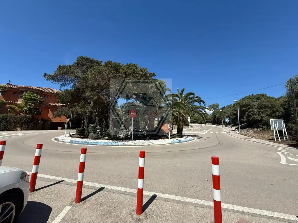 Vista exterior de Pis en venda en Marbella amb Piscina comunitària