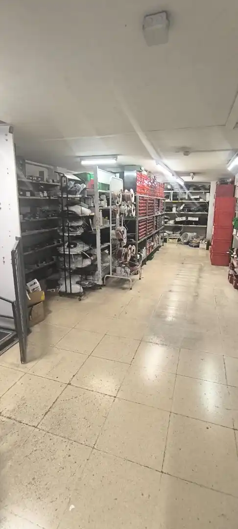 Local comercial en venda a Plaza de la Industria, imagen 12