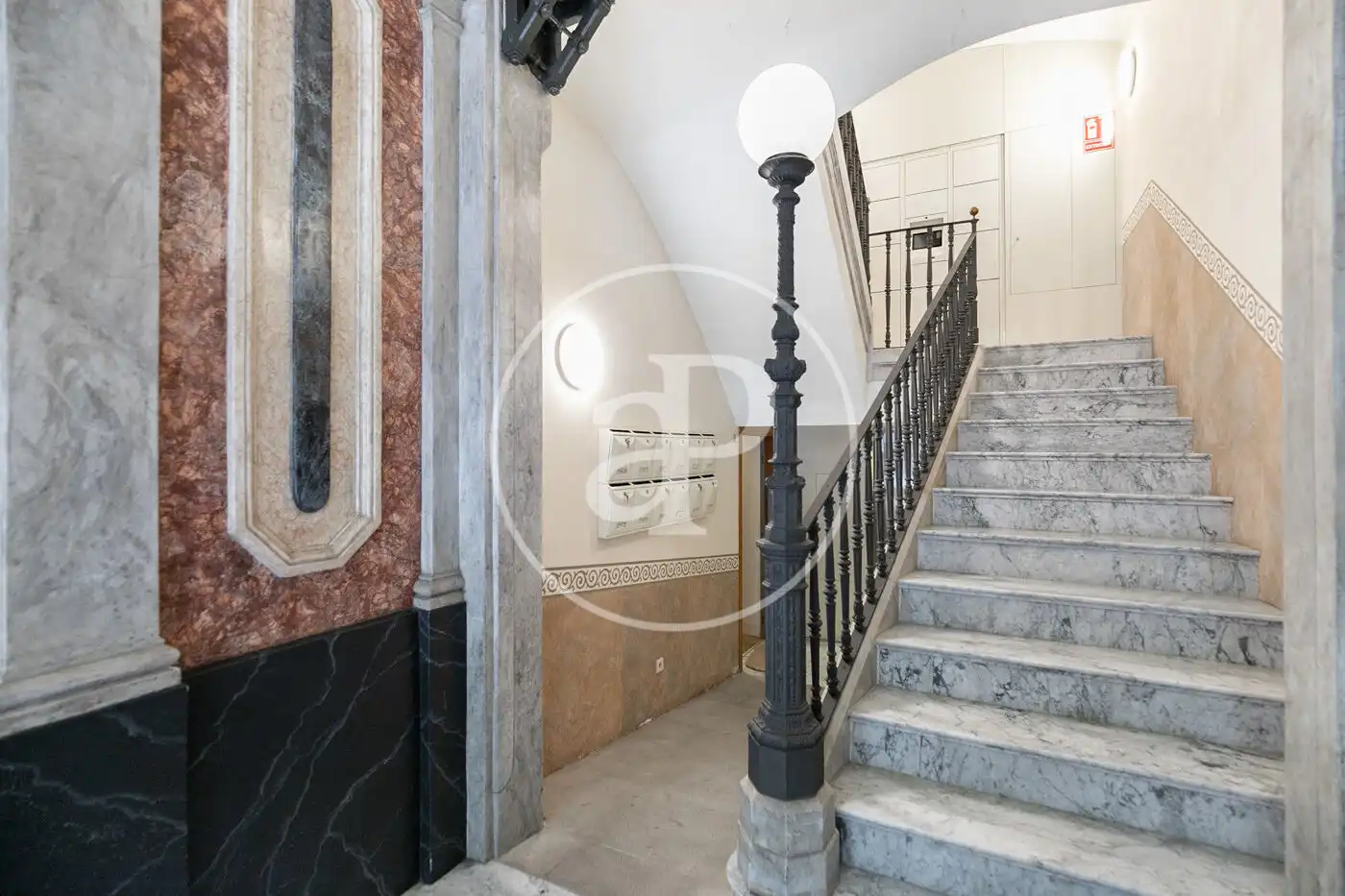 Maisonette zum Verkauf in Dreta de l'Eixample