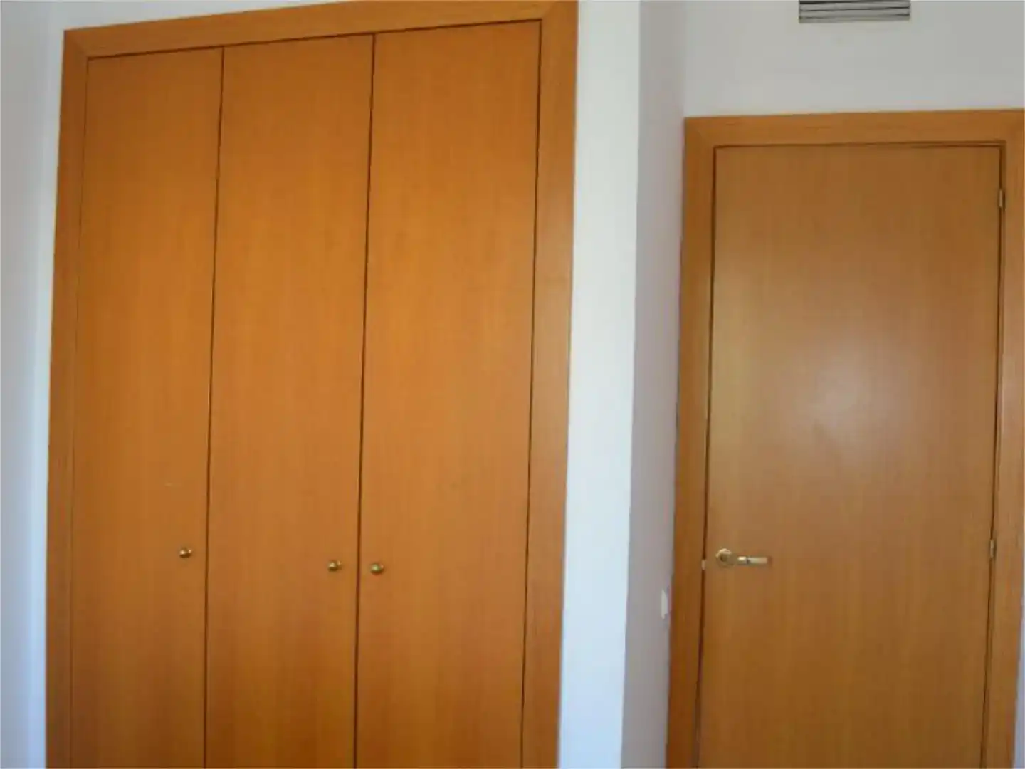 Schlafzimmer von Wohnung zur Miete in Sitges mit Klimaanlage, Schwimmbad und Balkon
