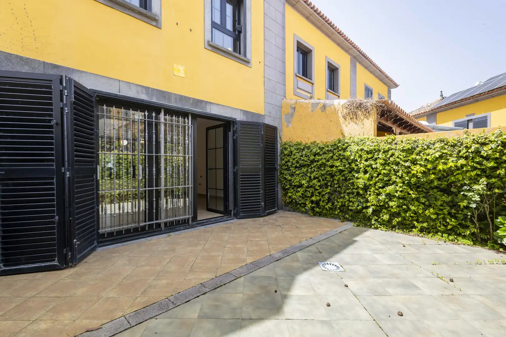 Vista exterior de Casa adosada en venta en San Cristóbal de la Laguna con Jardín privado y Trastero
