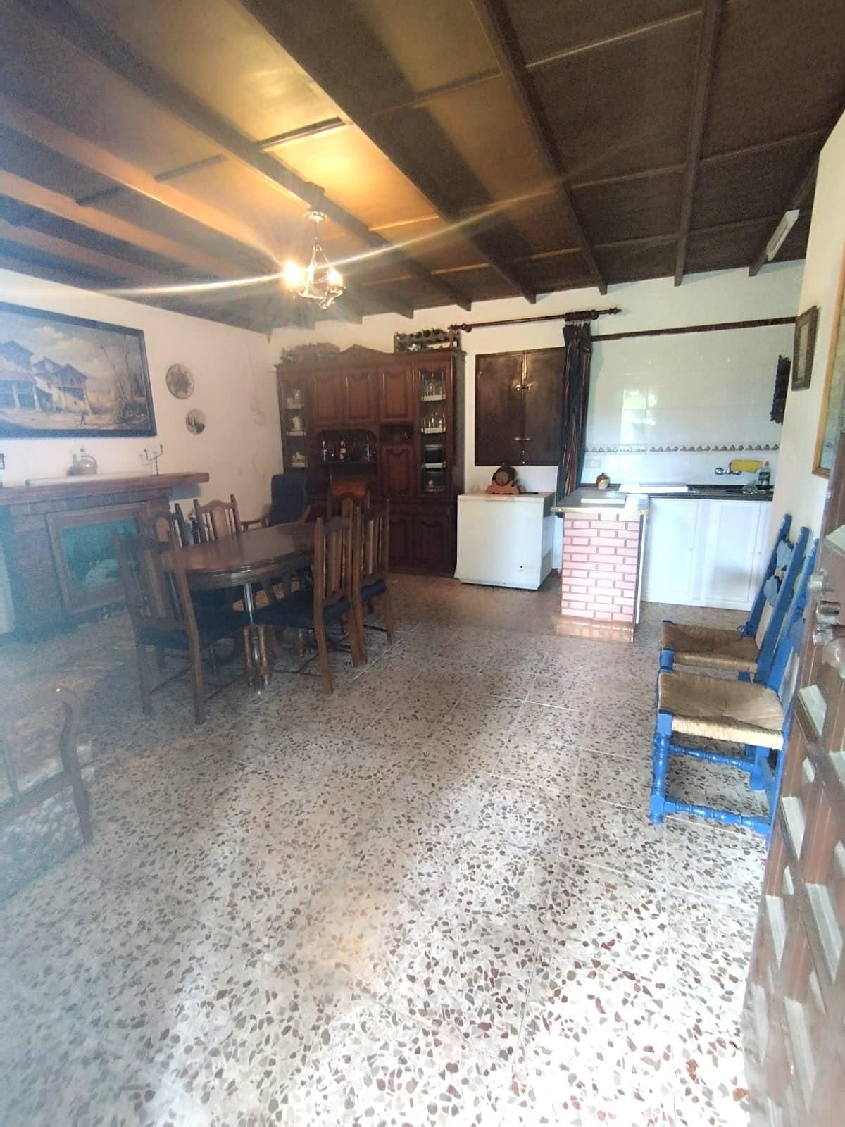 Cuina de Casa o xalet en venda en Castilblanco de los Arroyos amb Jardí privat, Terrassa i Traster