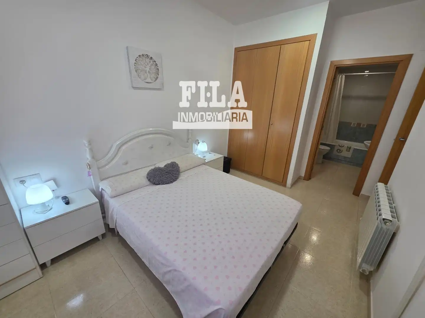 Habitación de Piso en venta en La Pobla de Montornès   con Calefacción y Terraza