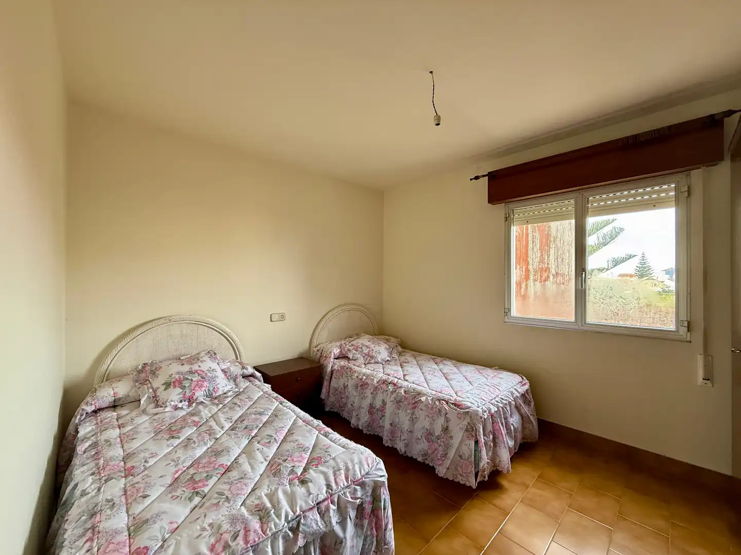 Dormitori de Casa adosada en venda en O Grove   amb Terrassa, Moblat i Balcó
