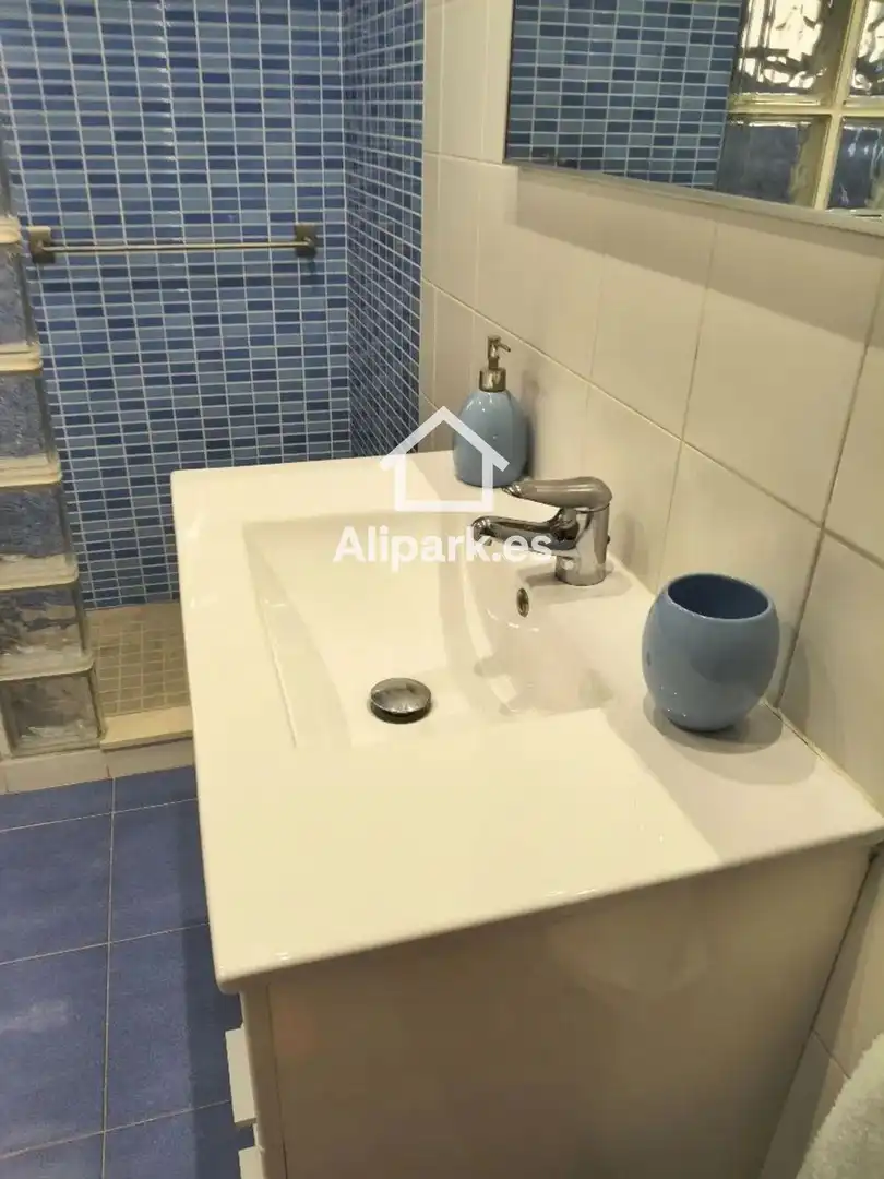 Exterior view of Flat for rent in Alicante / Alacant  with Heating, Terrace and Swimming Pool