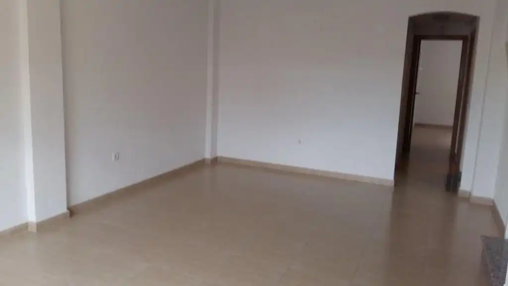 Dúplex de alquiler con opción a compra en Calle los Huertos, Barrio de Peral - San Félix