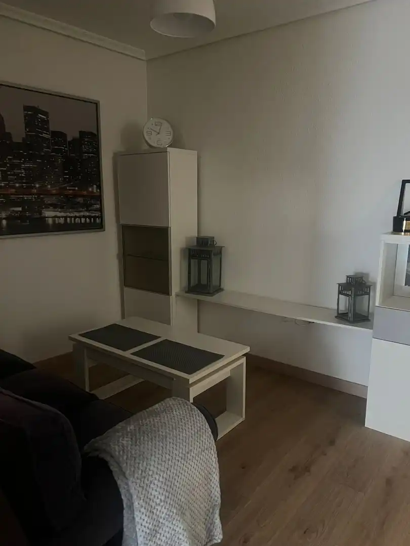 Bedroom of Flat for rent in Torrelavega   with Heating