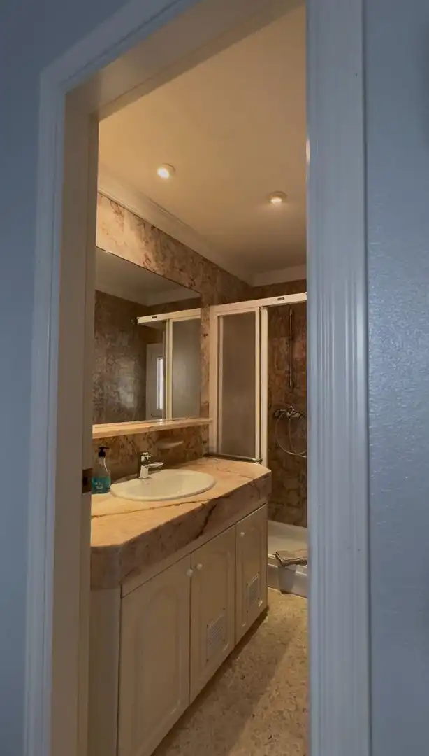 Bany de Apartament en venda en Oliva