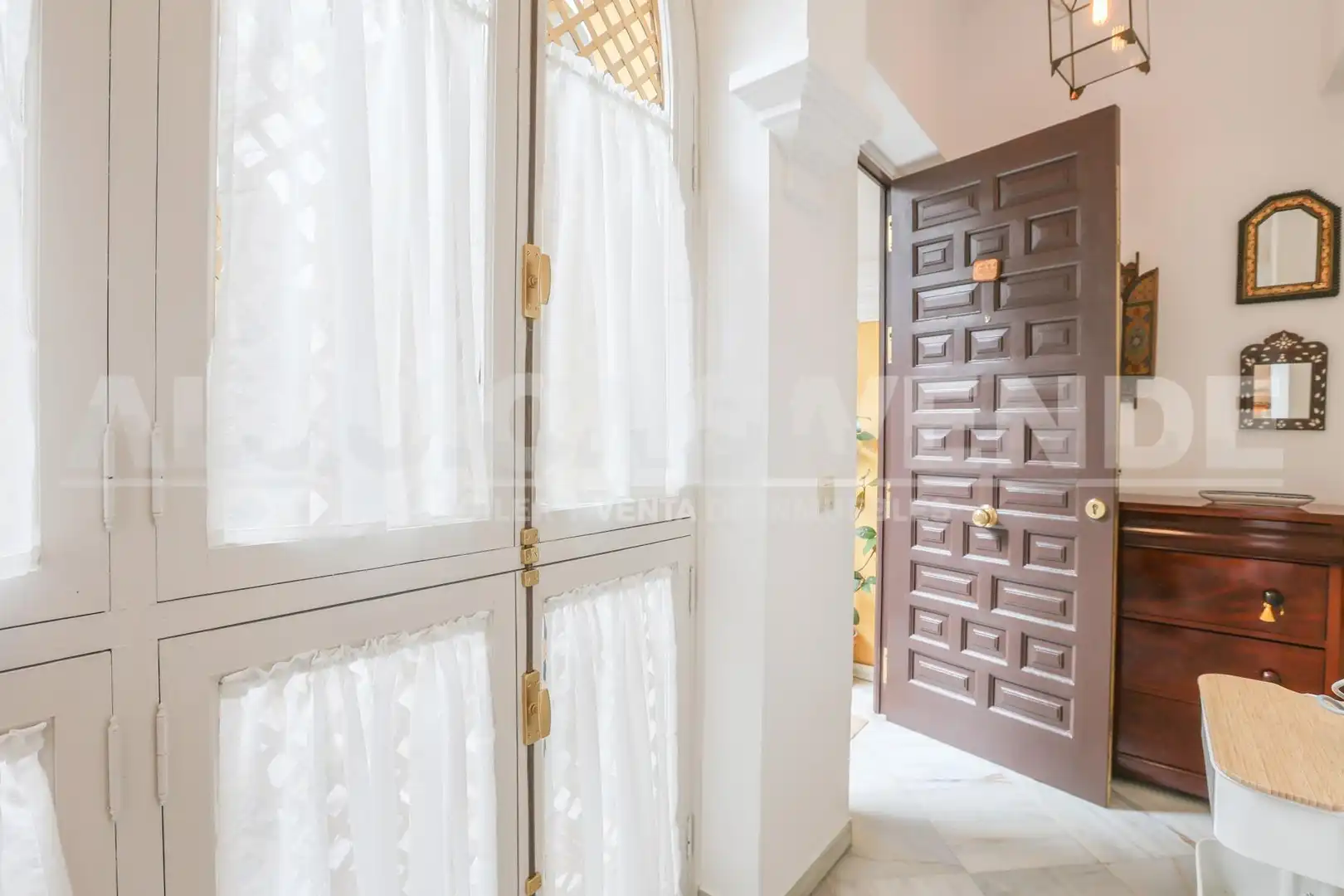 Apartament amb terrassa de lloguer a Casco Antiguo, imagen 5