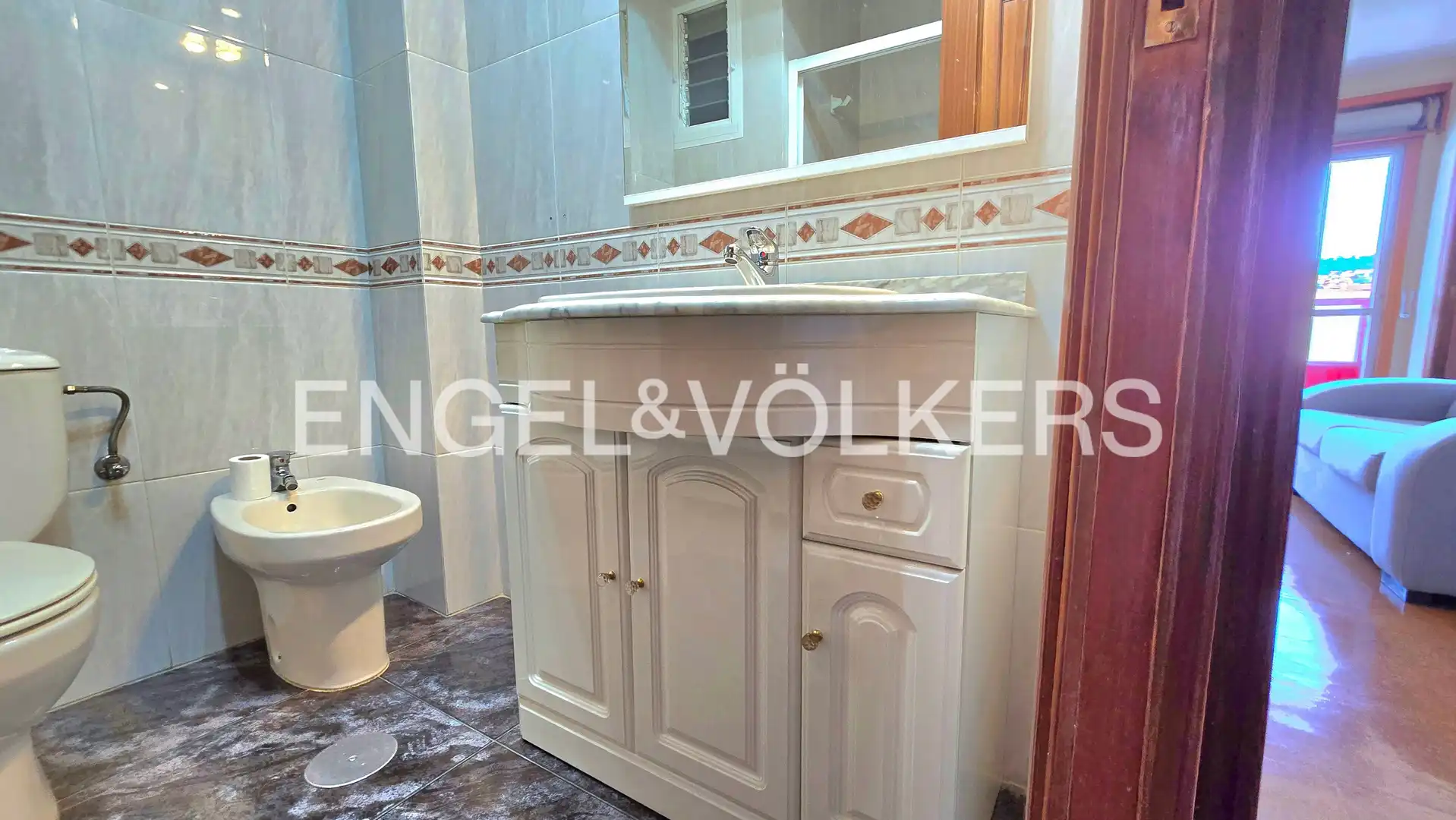 Baño de Piso en venta en Vigo  con Calefacción y Balcón