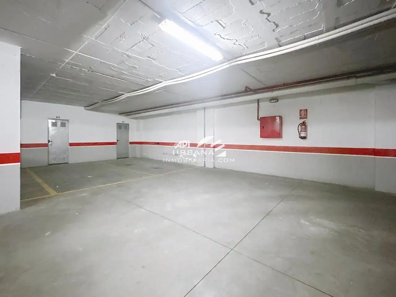 Parking of Duplexes for sale in Lucena  with Air Conditioner, Heating and Storage room