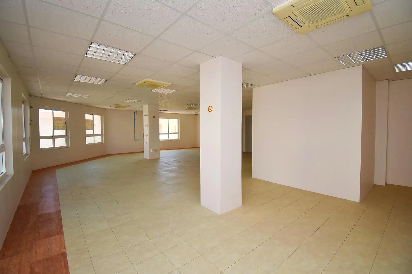 Office space with lift for sale in El Ejido Ciudad, imagen 24