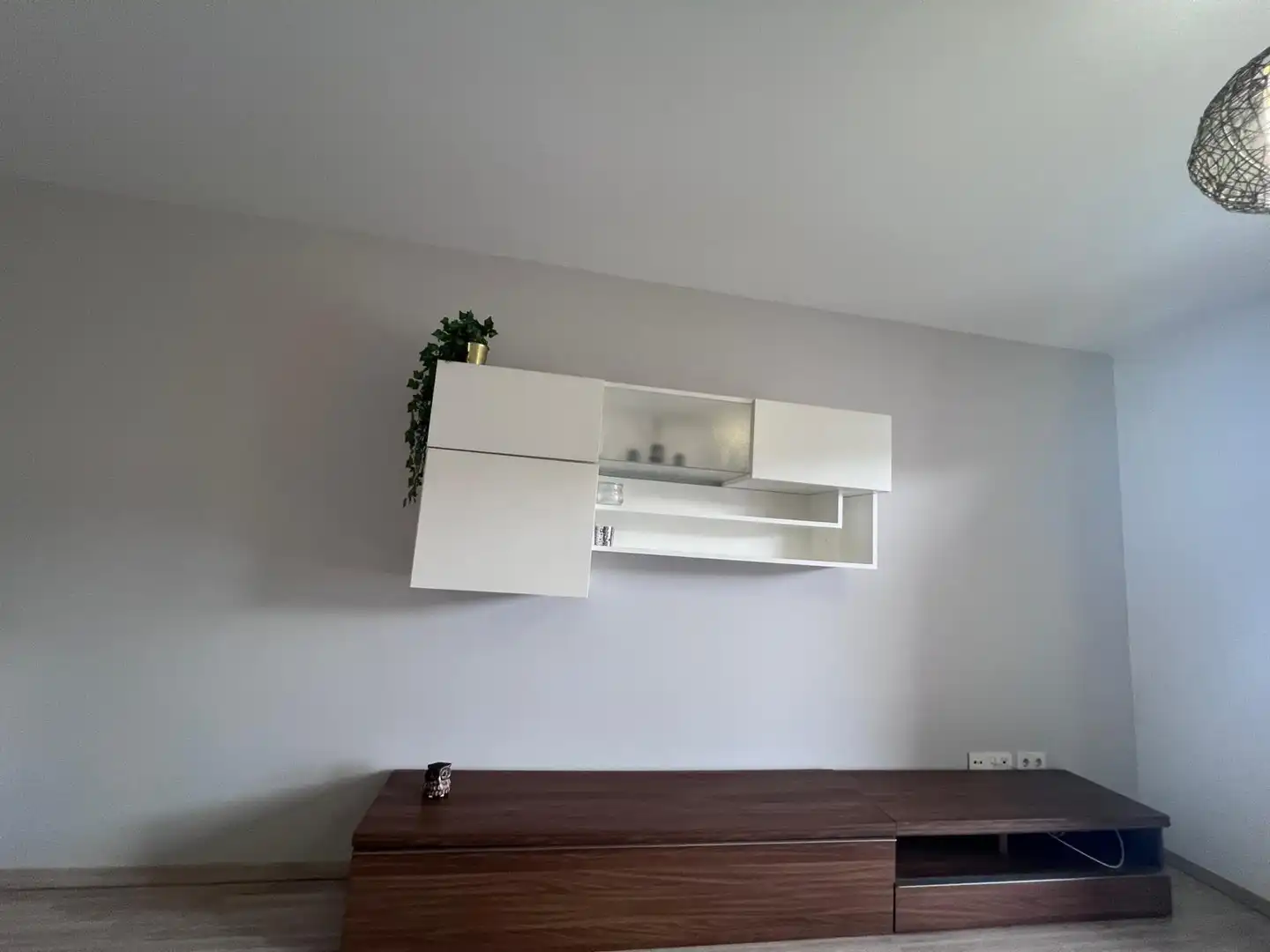 Sala de estar de Piso de alquiler en Oviedo  con Calefacción, Terraza y Trastero