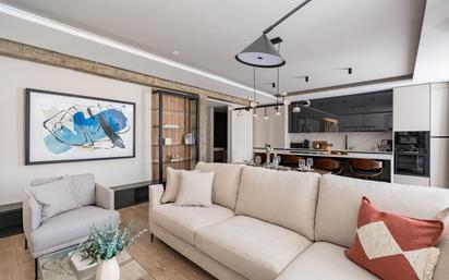 Living room of Flat for sale in  Madrid Capital  with Air Conditioner and Terrace