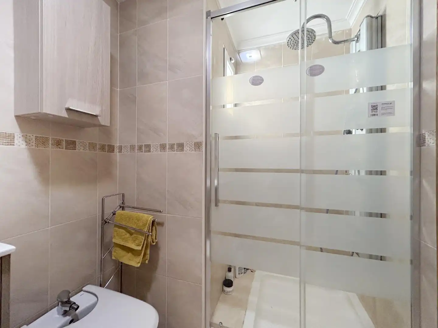 Baño de Piso en venta en Monforte del Cid con Aire acondicionado, Calefacción y Alarma