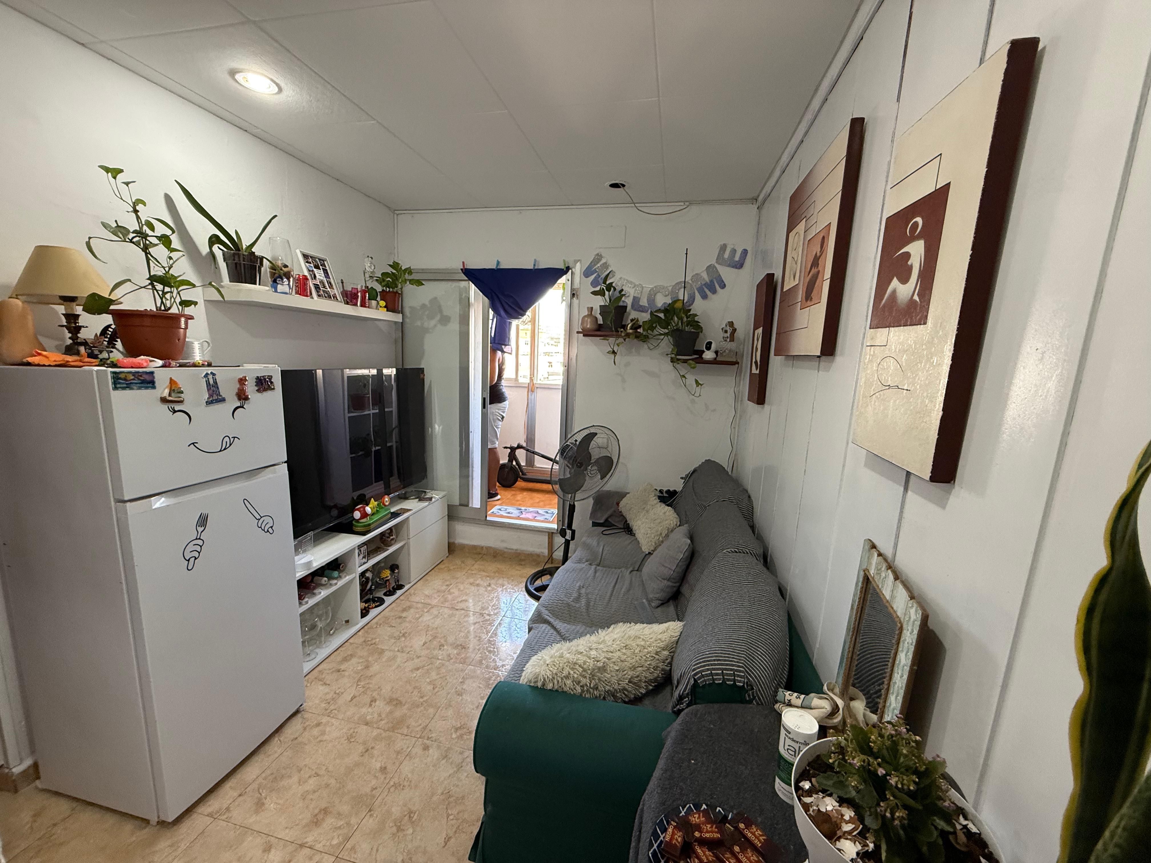 Living room of Flat for sale in L'Hospitalet de Llobregat