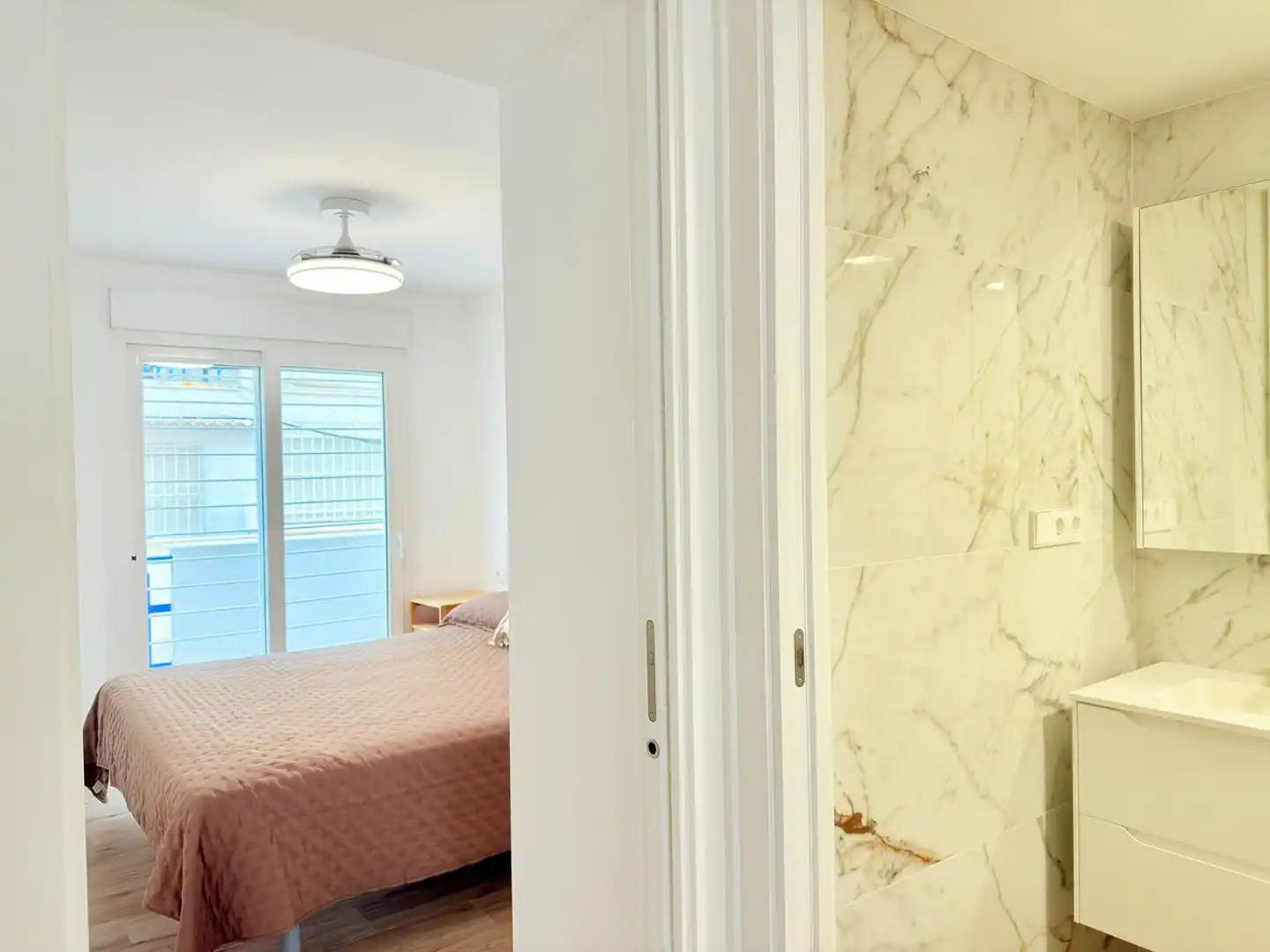 Bedroom of Apartments for sale in La Manga del Mar Menor  with Air Conditioner, Heating and Terrace