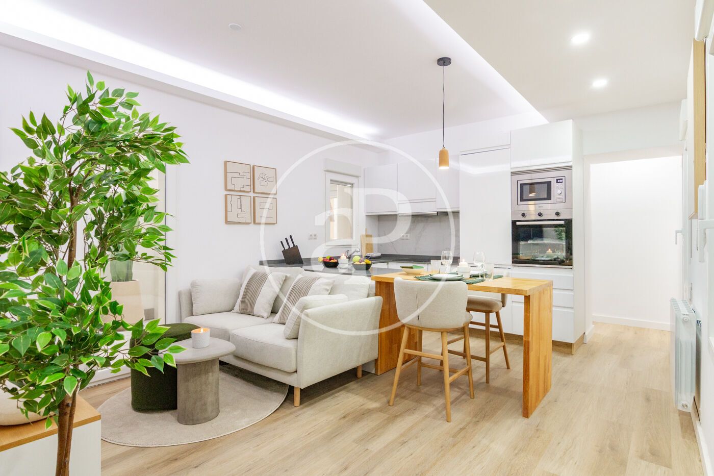 Living room of Flat for sale in  Madrid Capital  with Air Conditioner, Heating and Terrace